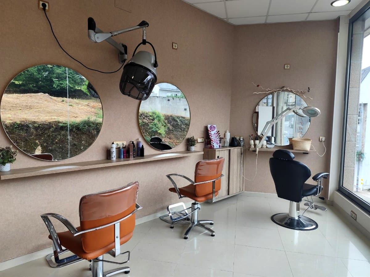 Sala de peluquería de Peluquería Sagitario en Ponte Caldelas