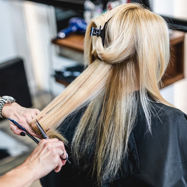 Centro de peluquería y estética en Ponte Caldelas